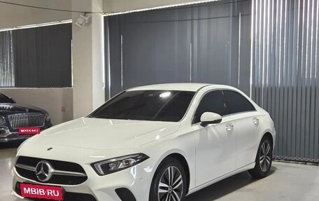 Mercedes-Benz A-Класс, 2022 год, 2 000 121 рублей, 1 фотография