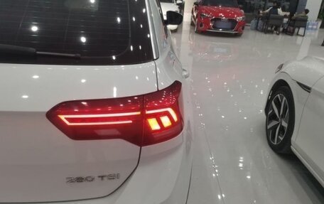 Volkswagen T-Roc I, 2021 год, 1 585 000 рублей, 7 фотография