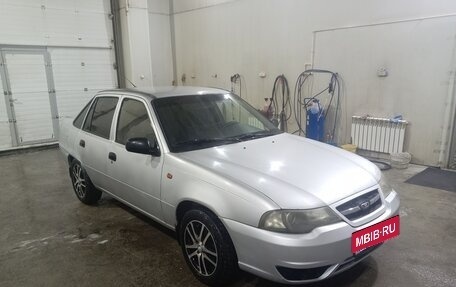 Daewoo Nexia I рестайлинг, 2011 год, 300 000 рублей, 2 фотография