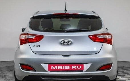Hyundai i30 II рестайлинг, 2013 год, 899 000 рублей, 6 фотография