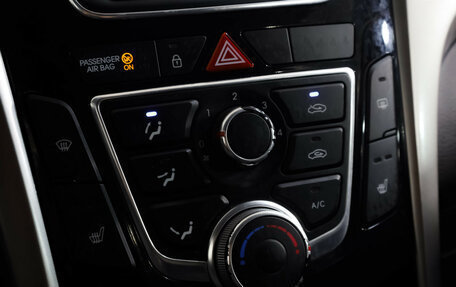 Hyundai i30 II рестайлинг, 2013 год, 899 000 рублей, 17 фотография