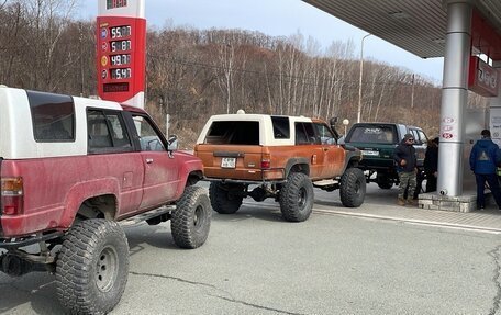Toyota Hilux Surf I, 1989 год, 3 300 000 рублей, 17 фотография