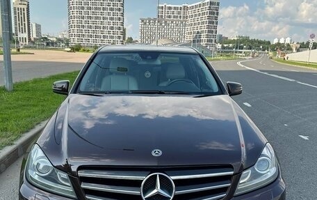 Mercedes-Benz C-Класс, 2012 год, 2 000 000 рублей, 2 фотография