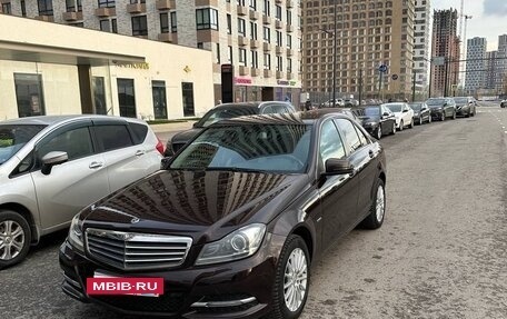 Mercedes-Benz C-Класс, 2012 год, 2 000 000 рублей, 16 фотография