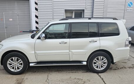 Mitsubishi Pajero IV, 2019 год, 3 300 000 рублей, 3 фотография