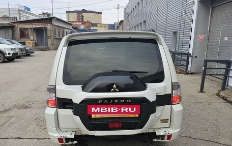 Mitsubishi Pajero IV, 2019 год, 3 300 000 рублей, 5 фотография