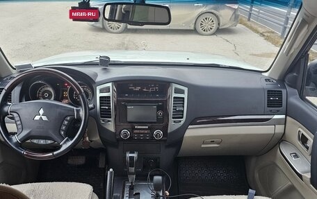 Mitsubishi Pajero IV, 2019 год, 3 300 000 рублей, 17 фотография