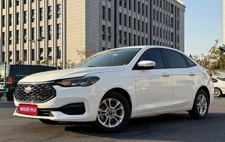 Ford Escort, 2022 год, 1 000 000 рублей, 1 фотография