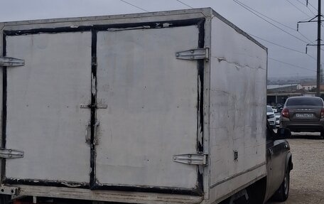 ГАЗ 3110 «Волга», 2004 год, 300 000 рублей, 3 фотография