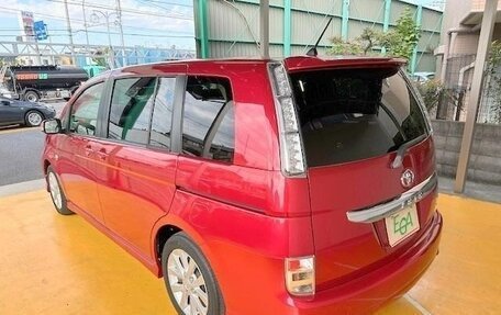 Toyota ISis I, 2012 год, 991 000 рублей, 7 фотография