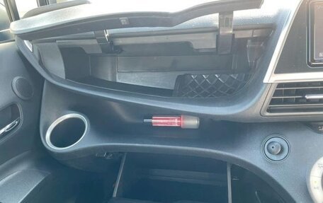 Toyota Sienta II, 2021 год, 1 250 123 рублей, 10 фотография