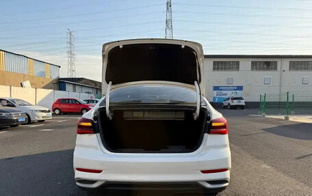 Ford Escort, 2022 год, 1 000 000 рублей, 22 фотография