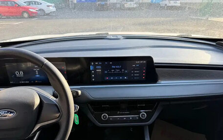 Ford Escort, 2022 год, 1 000 000 рублей, 17 фотография