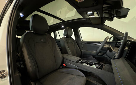 Volkswagen Tiguan, 2025 год, 5 300 000 рублей, 17 фотография