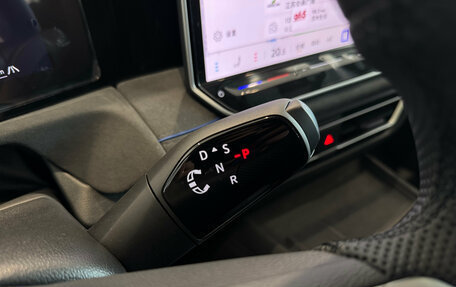 Volkswagen Tiguan, 2025 год, 5 300 000 рублей, 21 фотография