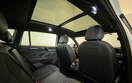 Volkswagen Tiguan, 2025 год, 5 300 000 рублей, 19 фотография