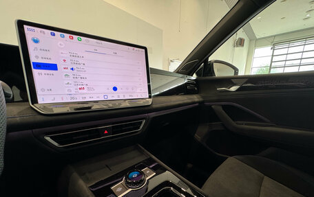 Volkswagen Tiguan, 2025 год, 5 300 000 рублей, 24 фотография