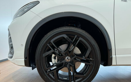 Volkswagen Tiguan, 2025 год, 5 300 000 рублей, 37 фотография