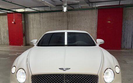 Bentley Continental GT III, 2022 год, 26 000 000 рублей, 6 фотография