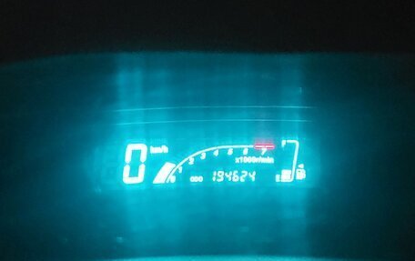 Toyota Yaris I рестайлинг, 2004 год, 370 000 рублей, 8 фотография