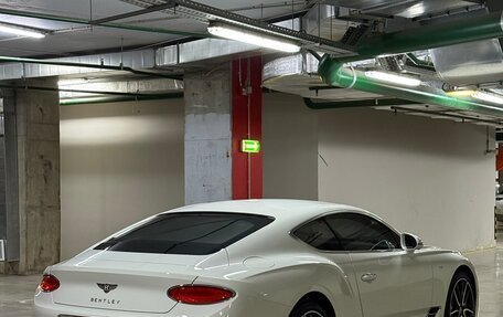 Bentley Continental GT III, 2022 год, 26 000 000 рублей, 16 фотография