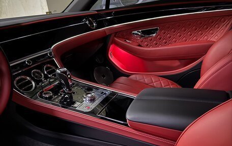 Bentley Continental GT III, 2022 год, 26 000 000 рублей, 24 фотография