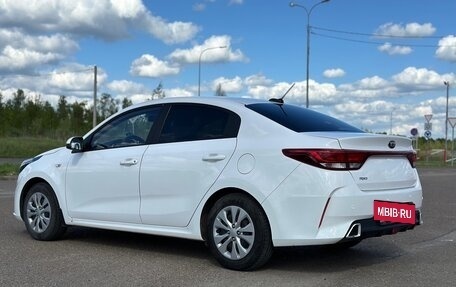 KIA Rio IV, 2021 год, 1 700 000 рублей, 5 фотография