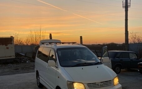 Toyota Lite Ace IV, 2001 год, 700 000 рублей, 1 фотография