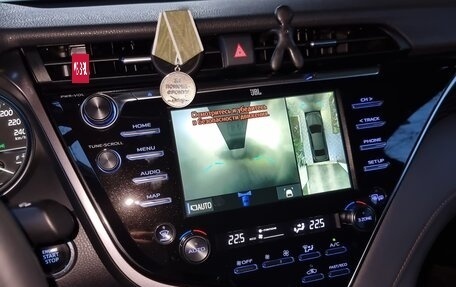 Toyota Camry, 2021 год, 3 000 000 рублей, 13 фотография