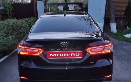 Toyota Camry, 2021 год, 3 000 000 рублей, 12 фотография