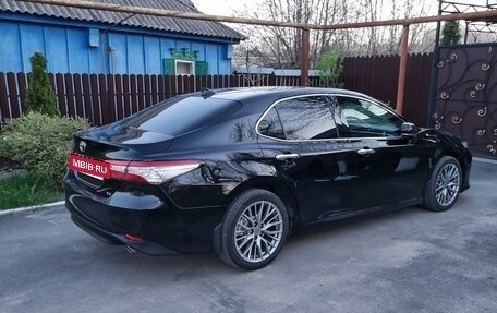 Toyota Camry, 2021 год, 3 000 000 рублей, 5 фотография