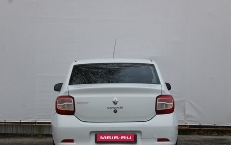 Renault Logan II, 2018 год, 599 000 рублей, 5 фотография