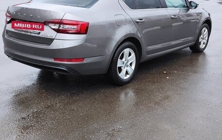 Skoda Octavia, 2019 год, 1 900 000 рублей, 13 фотография