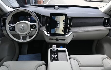 Volvo XC90 II рестайлинг, 2025 год, 14 081 477 рублей, 13 фотография