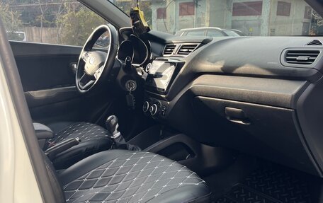 KIA Rio III рестайлинг, 2011 год, 850 000 рублей, 10 фотография