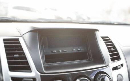 Mitsubishi Pajero Sport II рестайлинг, 2008 год, 1 200 000 рублей, 12 фотография