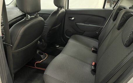 Renault Logan II, 2018 год, 650 000 рублей, 13 фотография