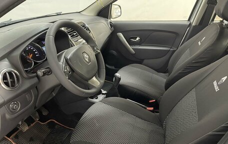 Renault Logan II, 2018 год, 650 000 рублей, 12 фотография