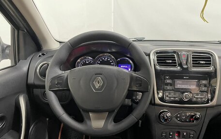Renault Logan II, 2018 год, 650 000 рублей, 16 фотография