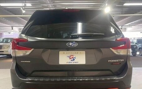 Subaru Forester, 2022 год, 2 600 000 рублей, 3 фотография