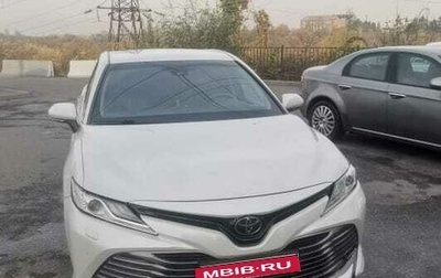 Toyota Camry, 2018 год, 2 850 рублей, 1 фотография