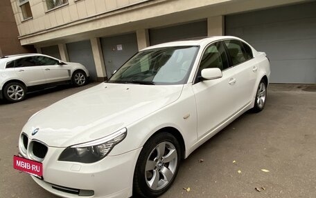 BMW 5 серия, 2008 год, 1 090 000 рублей, 2 фотография