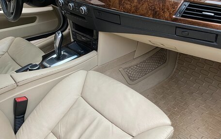 BMW 5 серия, 2008 год, 1 090 000 рублей, 13 фотография