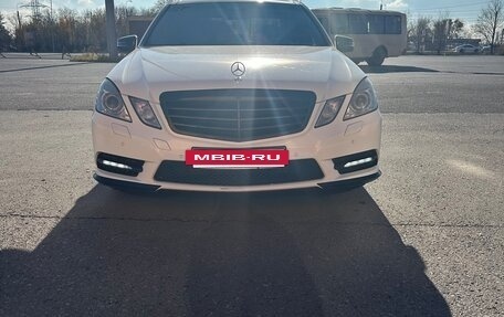 Mercedes-Benz E-Класс, 2012 год, 1 319 000 рублей, 10 фотография