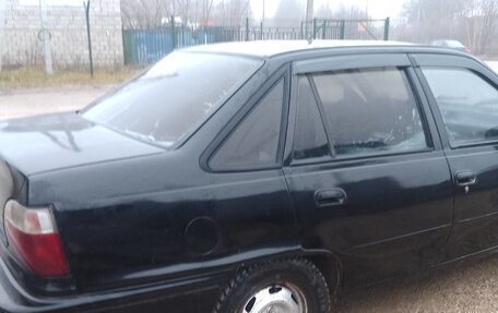 Daewoo Nexia I рестайлинг, 1998 год, 110 000 рублей, 2 фотография