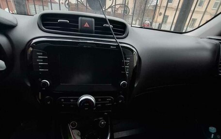 KIA Soul II рестайлинг, 2017 год, 1 450 000 рублей, 7 фотография