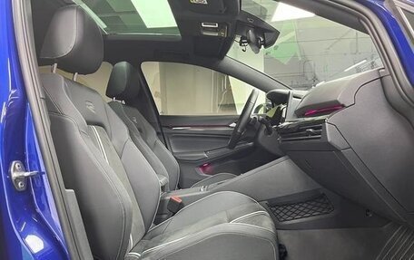 Volkswagen Golf VIII, 2022 год, 1 732 000 рублей, 16 фотография