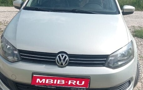 Volkswagen Polo VI (EU Market), 2012 год, 750 000 рублей, 1 фотография