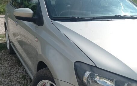 Volkswagen Polo VI (EU Market), 2012 год, 750 000 рублей, 11 фотография