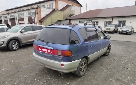 Toyota Ipsum II, 1997 год, 300 000 рублей, 15 фотография